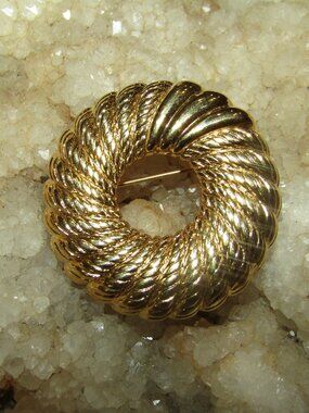 Vintage Monet Rope Brooch
